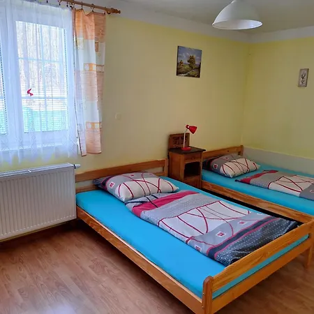 Zuzana Apartament *