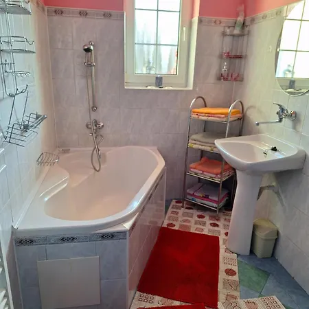Zuzana Apartment *